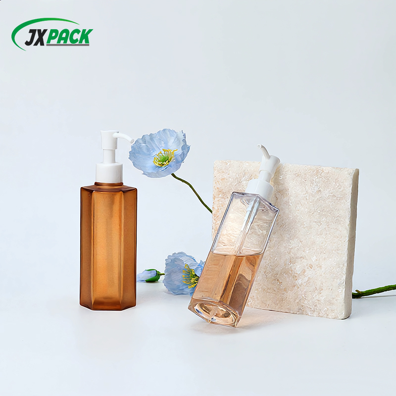 Recyclable PET Plastic Lotion Pump Bottle with Modern Polygon Design for Customizable Cosmetic Packaging