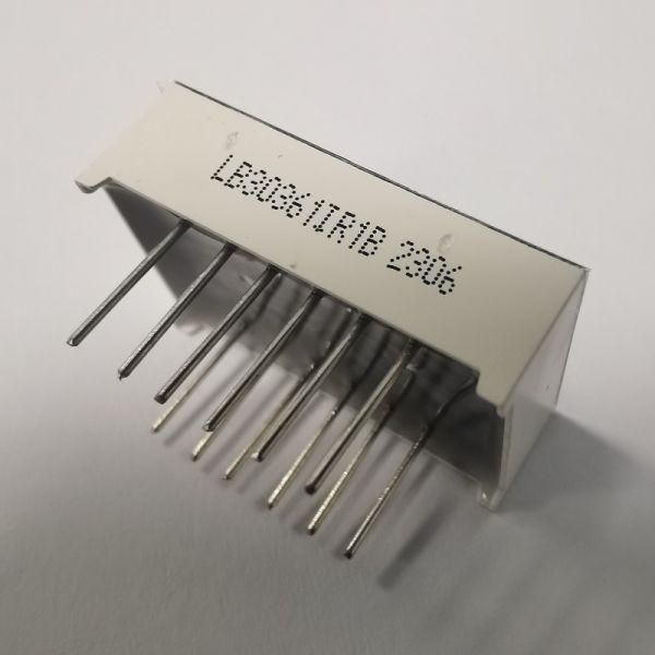 Super Bright Red 0.36-Inch (9.2mm) 3-Digit 7-Segment Common Anode LED Display for Temperature/Humidity Indicators