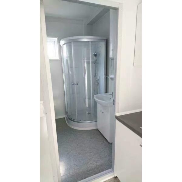 Custom Size Steel Container House (20ft/40ft/Non-Standard) with Bathroom/Kitchen