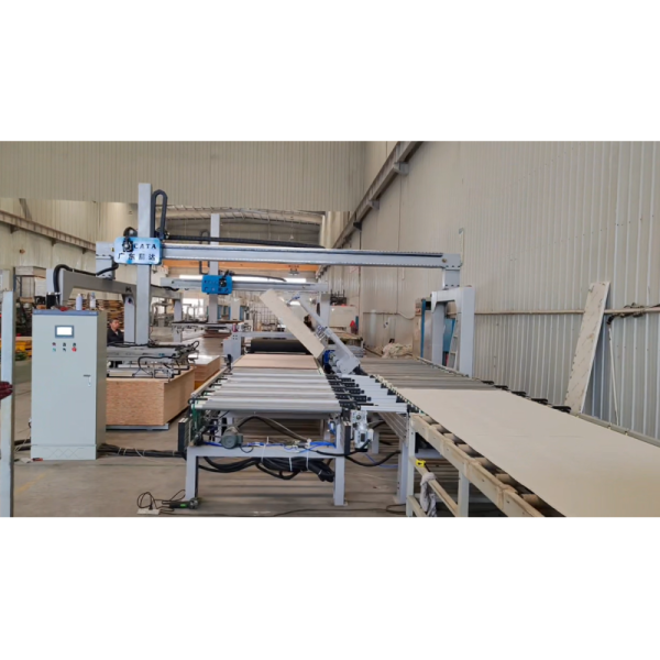 Insulation Board Flipping Lamination Machine For Glue Spraying Production Line