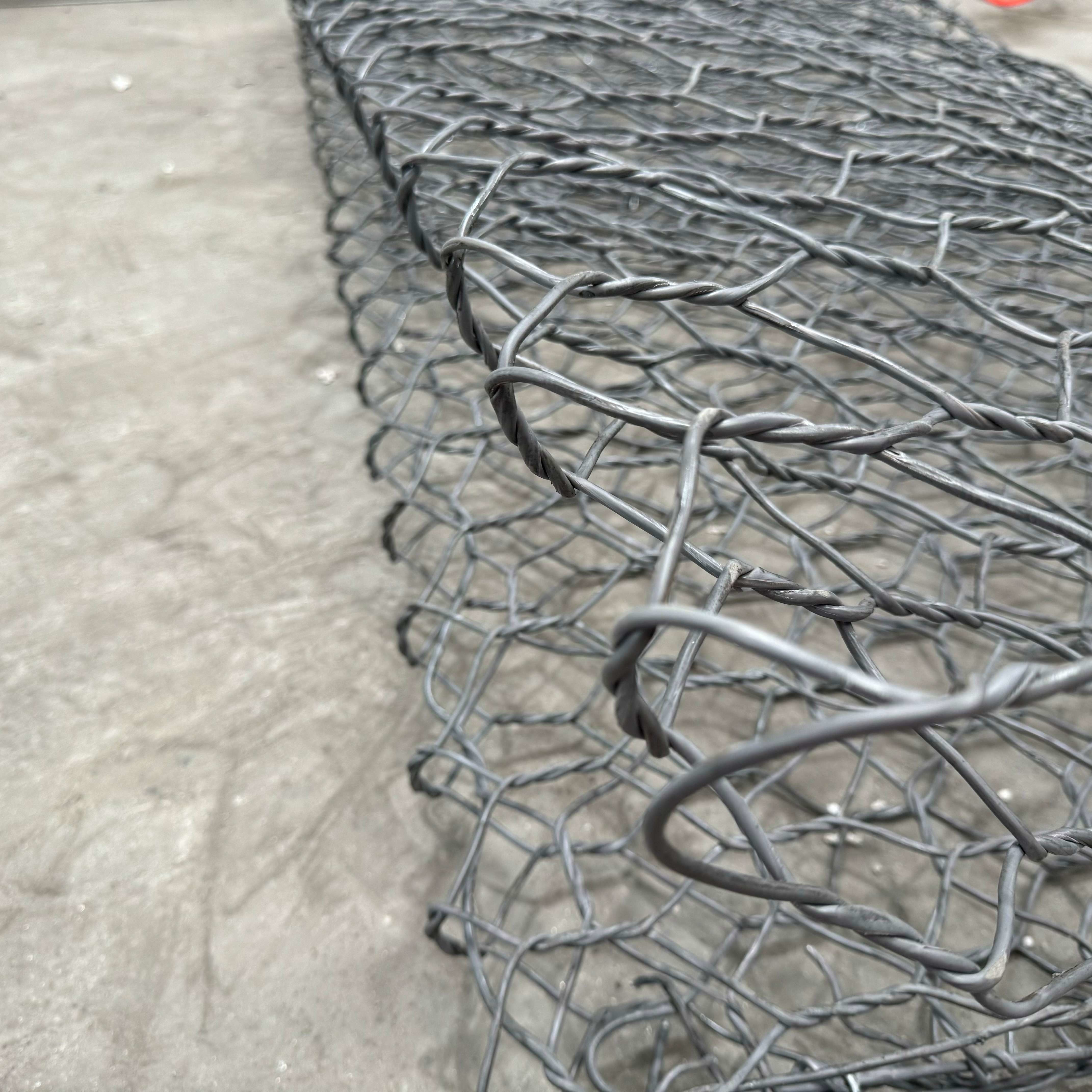 Hexagonal Mesh Gabion Metal Box 2x1x0.5m Stone Cage With 60x80mm And 80x100mm Aperture For Retaining Walls
