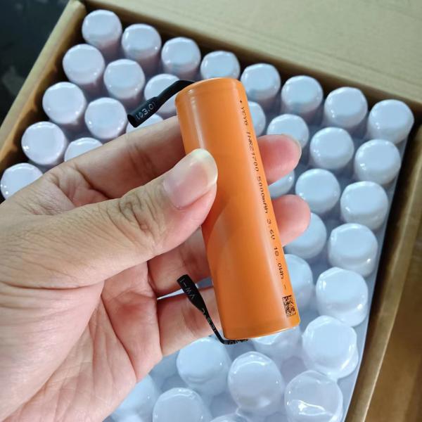 18650 21700 26650 32700 Cylindrical Lithium Battery Cells With Nickel conversion easy to connect
