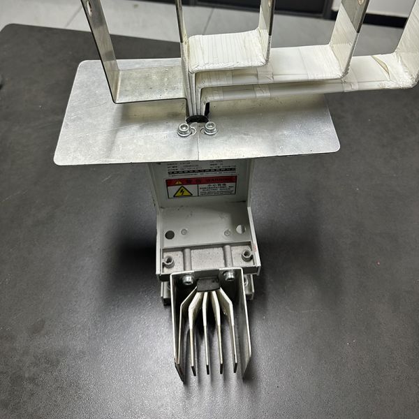 Plug In Box Sandwich Type Busbar For Dense Insulation Type Bus Duct