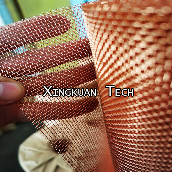 18 Mesh 0.15 - 0.40mm 99.9% Red Copper Wire Mesh Plain Weave Shielding Screen