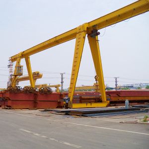 China Lifting capacity 10tons Remote Control Single Beam Gantry Crane MH Model With Hoist on sale