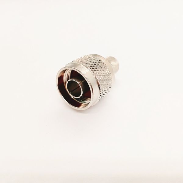 50Ω Impedance TNC to SMA RF Adapter with DC-6GHz Frequency Range and Gold-Plated Brass Construction