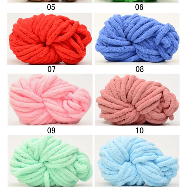 1/0.14NM 100% Polyester Soft Fluffy Round Velvet Merino Wool Yarn For Hand DIY Weaving
