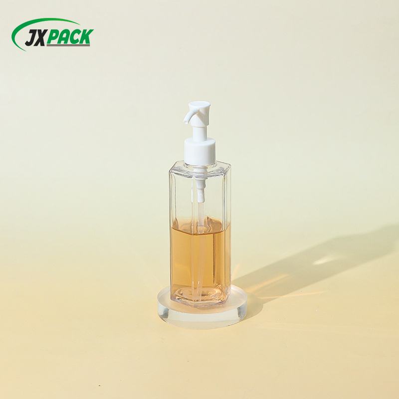 Recyclable PET Plastic Lotion Pump Bottle with Modern Polygon Design for Customizable Cosmetic Packaging