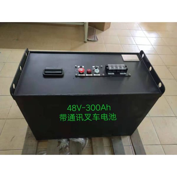 51.2V 72V 83.2V 206 Ah 300Ah 412Ah 618Ah LiFePO4 lithium battery pack for electric forklift build in BMS LED screen