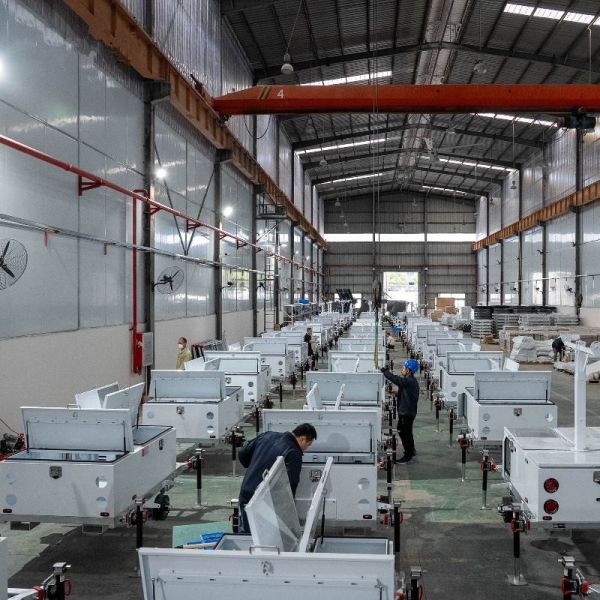 Trailer Mounted Lighting Tower Renewable Energy Technologies Solar Powered Generator Industrial Light Tower