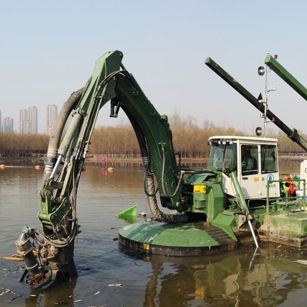 Multipurpose Amphibious Cutter Suction Dredger with Submersible Pump