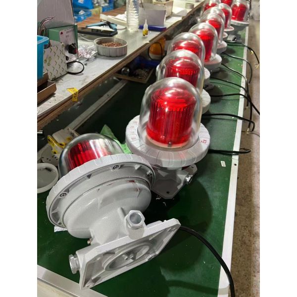 Explosion Proof Low Intensity Aviation Obstruction Light with LED Technology