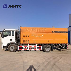 HOWO A7 H5 8cbm Intelligent asphalt sprayer truck 4x2 Driven