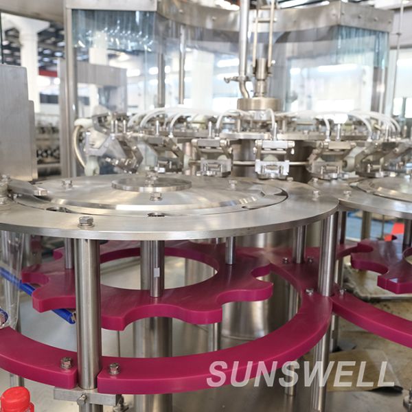 Advanced Automated Hot Filling System for Premium Juice Bottling