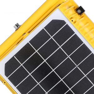 LiFePO4 Battery LED Solar Flood Lights with 100W, 6500K, Isolated and Flicker