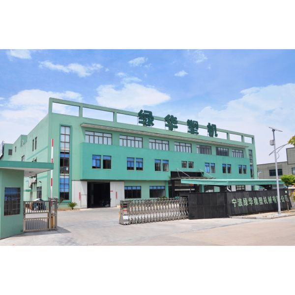 150MM Screw Pet Bottle Flakes Machine / Pet Flakes Making Machine 90kw