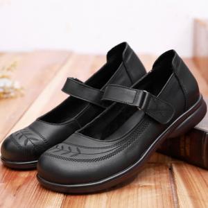 Wholesale Antislip Girls School Shoes Uniform Shoes First-Layer Real Leather 2023 Customization from china suppliers