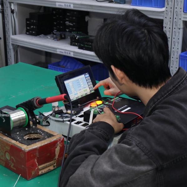 HanWei QCW Laser Welding System with Stable Laser Beam Quality for Copper Welding