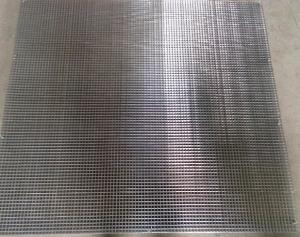 China Hot Dipped Galvanised Welded Wire Mesh Panel / Welded Wire Netting 1/4 Inch on sale