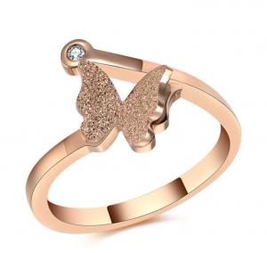 China Rose Gold Butterfly Rings for Girl Diamond Finger Ring for Lady Stainless Steel Frosted Gold Ring on sale
