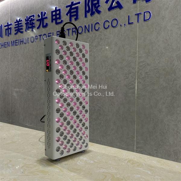 Source Factory 600W Red Light Therapy Panel with 660-850nm Spectrum