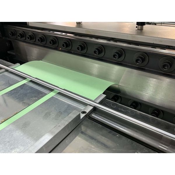 High Efficiency Automatic Knife Paper Pleating Production Line