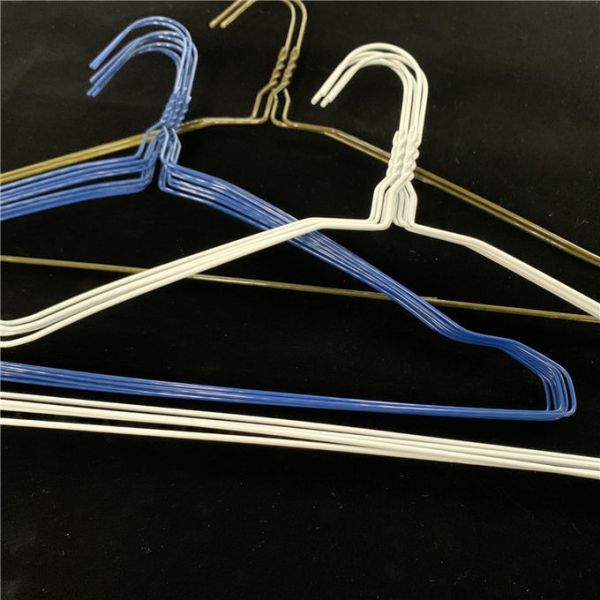 Container Loading 2500 Boxes Wired Cloth Hanger Durable Metal Wire Clothes Hanger Perfect for Garment Shops and Warehouse
