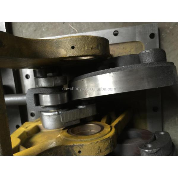 Computerized Raschel Warp Knitting Machine with 3-Rollers Positive Yarn Let-Off System and E6/E7/E8/E9/E12/E14 Gauge for 135-340" Working Width