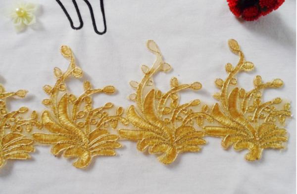 Quality Gold Wire Embrodery Lace Edge with Cord Embroidery Sliver Lace Trim for sale