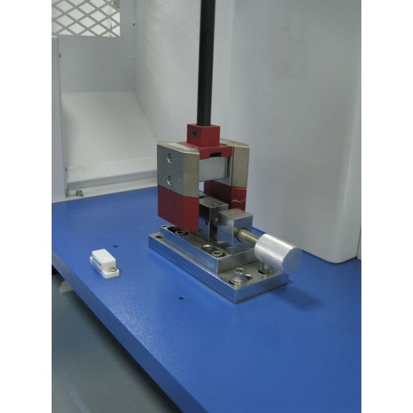 Digital Type Charpy Impact Tester In Chemical Industry
