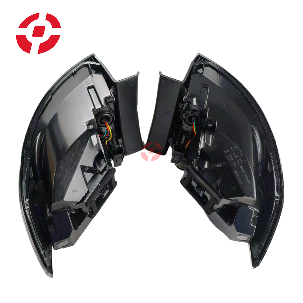 Left right rear lamp outer tail light for Land rover OE LR079579 LED Brake light Tail lamp