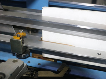 HX2000 Automatic Notebook Ribbon Inserting Machine High Speed 50 Pcs/Min