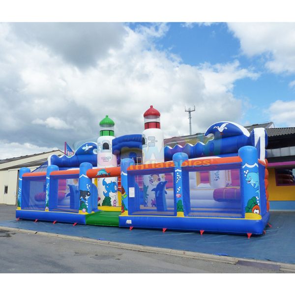 Plato Inflatable Amusement Park Blow Up Bouncy Castle Combo