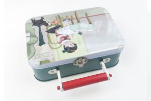 China Wood Handle Kids Tin Lunch Box , Custom Print Vintage Empty Metal Tins on sale