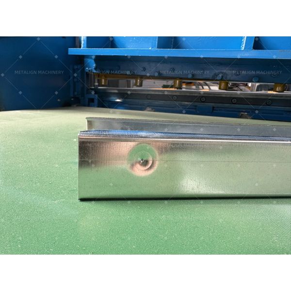 High Precision Dual-Layer Purlin Roll Forming Machine with 18 Forming Stations and 5.5Kw Motor