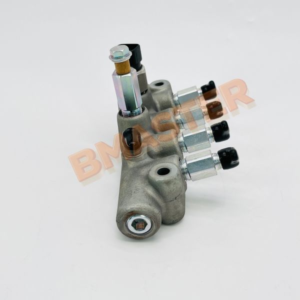 Durable Common Rail Pipe 095440-0490 High-Pressure Resistant For N04C Engine Fuel Rail