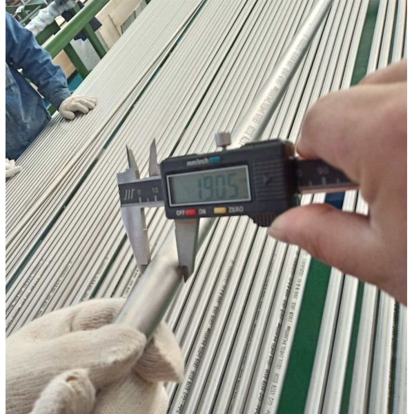 titanium pipe for heat exchanger