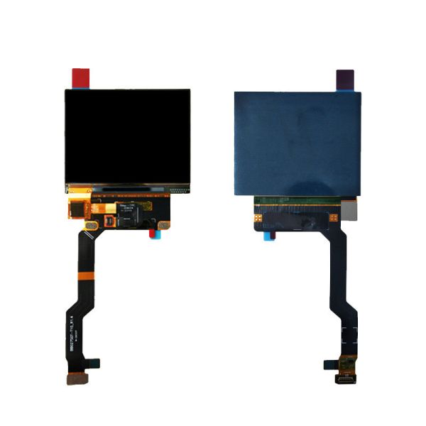 2.7 inch AMOLED display close-up