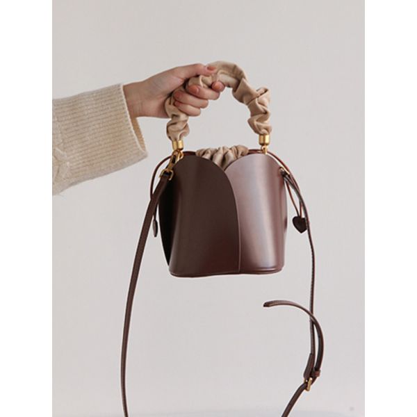 Designer Drawstring Genuine Leather Sling Crossbody Strap Tote Bucket Bag for Daily Life