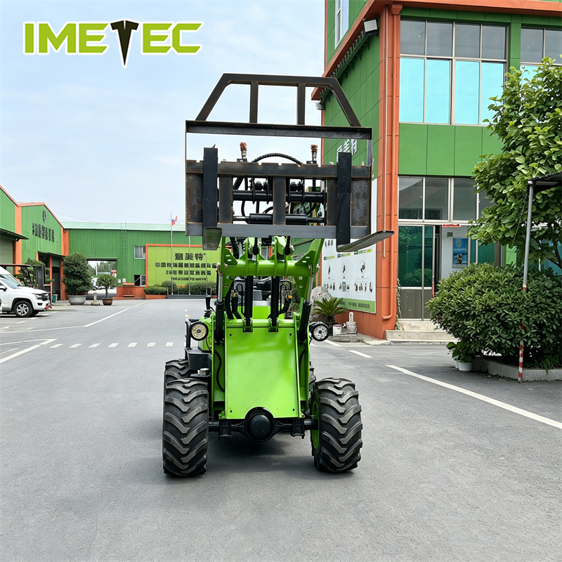 Multifunction Electric Telescoping Forklift Wheel Loader handler 650kg