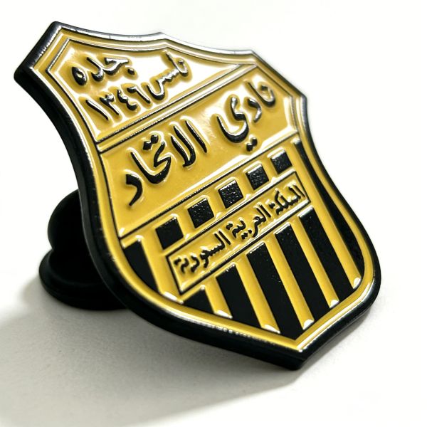 Wholesale custom lapel pins in 35mm, 1.5mm thickness, with quick sample time of 5-7 days.