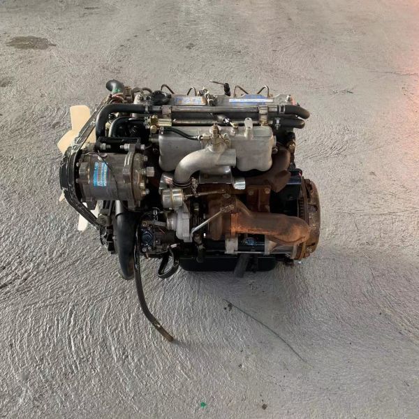 Quality Spot 4 Cylinder 4D20 Forklift diesel Engine