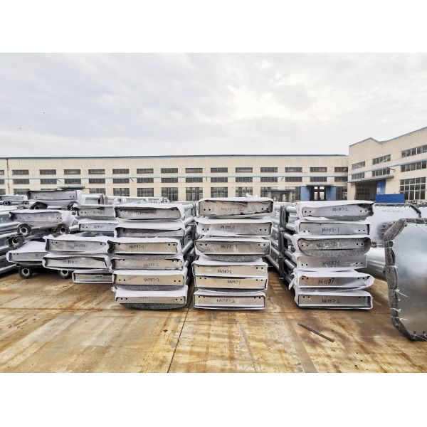 High Load Capacity Heavy Duty Steel Structure with Hot Dip Galvanized Surface Trement