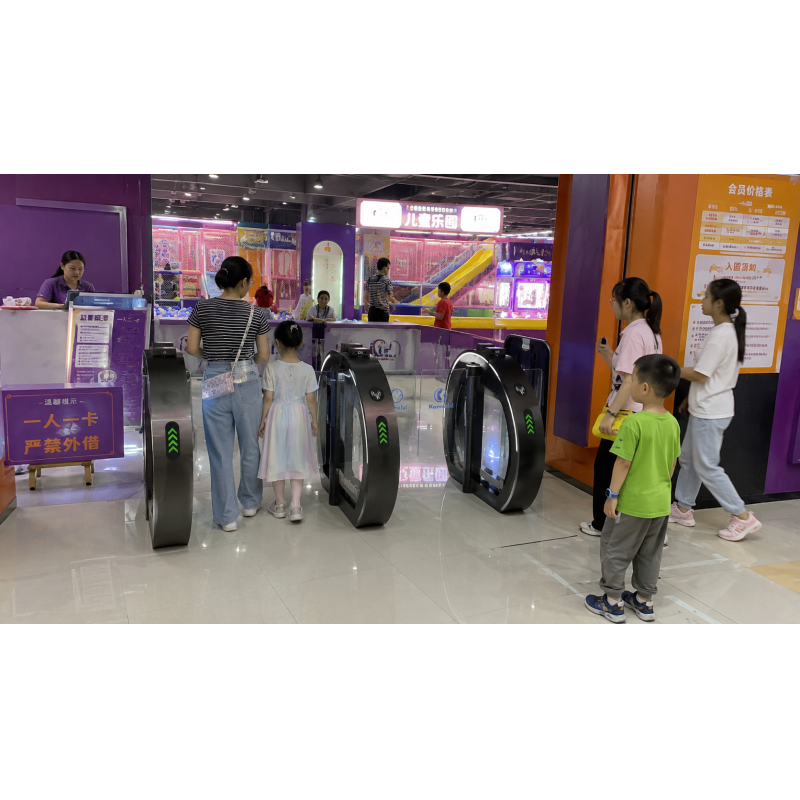 Speed Gate Ticketing System Anti-pinch Anti-tailgating QR Code Recognition For Indoor Playgrounds