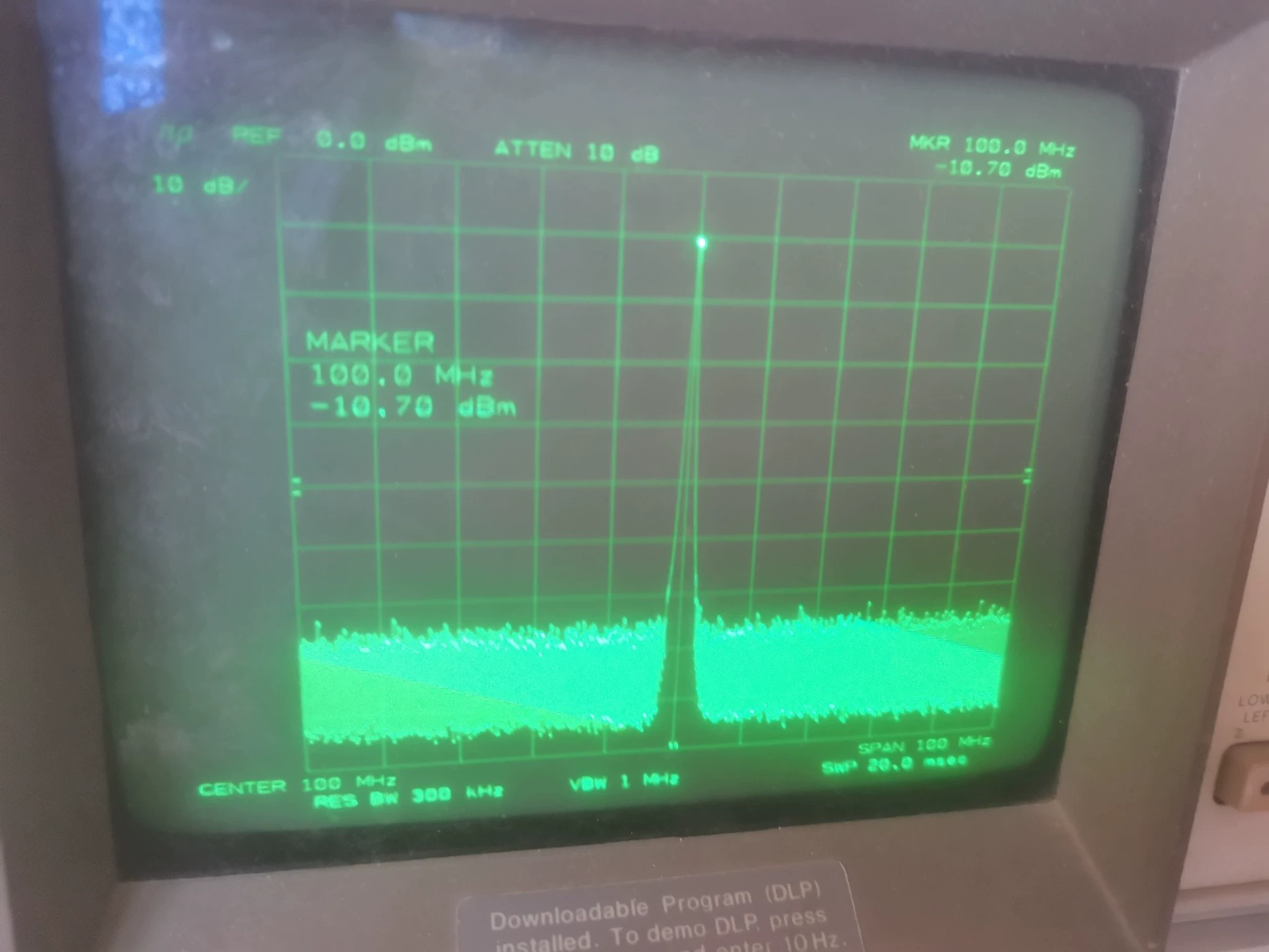 100 Hz–22 GHz Microwave RF Spectrum Analyzer HP Agilent 8566B