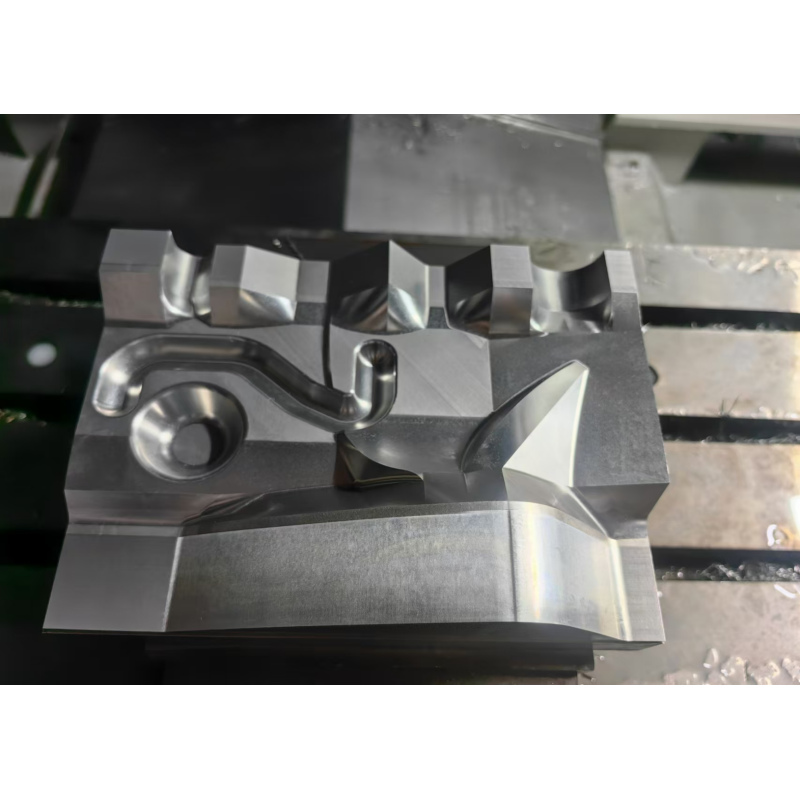 High Rigidity 3 Axis Vertical Machining Center SV850L CNC VMC Vertical Milling Center