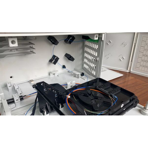 48 Core Fiber Termination Box SCAPC Adapters Ethernet Terminal Box 48 Splices