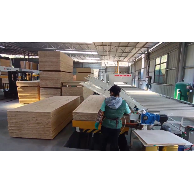 Insulation Board Flipping Lamination Machine For Glue Spraying Production Line
