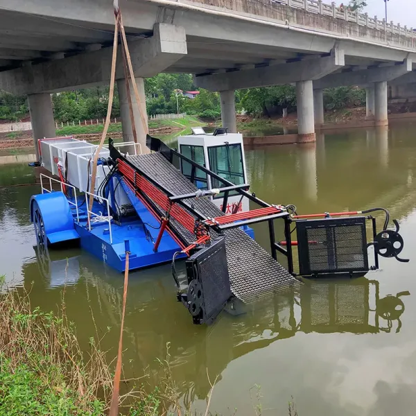 Fully Automatic Aquatic Weed Harvester with Full Hydraulic Drive and Easy Dismantle for Transportation