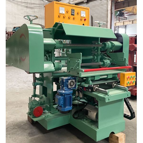 440V Polishing Grinding Machine 7.5KW Surface Polishing Machine With Robot Hands